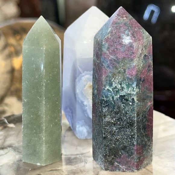 Blue Lace Agate, Aventurine and Ruby and Kyanite Crystal Points! - Picture 5 of 6